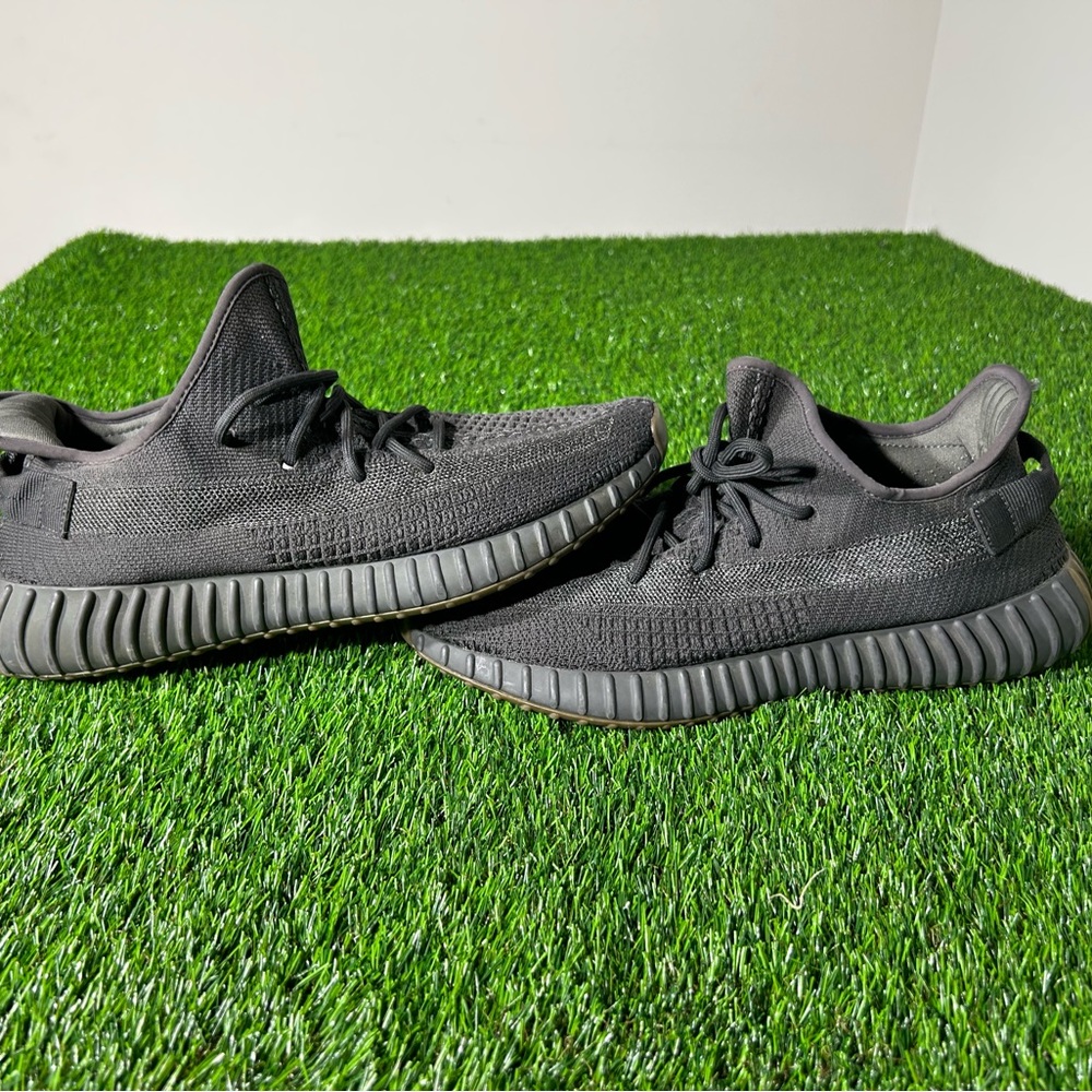 Adidas Yeezy 350 Cinder size 12.5 Read Description